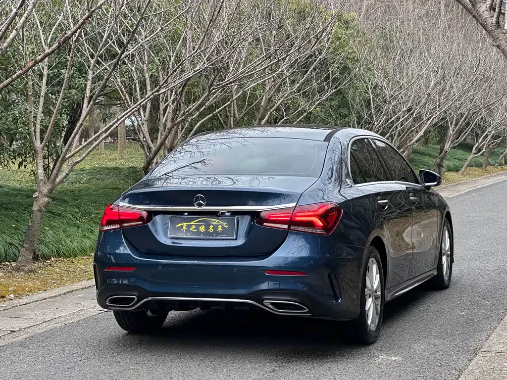 Mercedes-Benz A-Class 2019 A 200 L Sports Sedan купить на сайте DeffCars