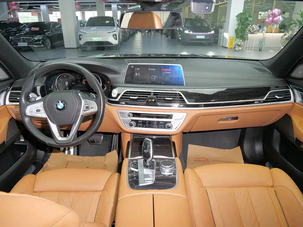 BMW 7 Series 2018 730Li Exclusive M Sports Package купить на сайте DeffCars