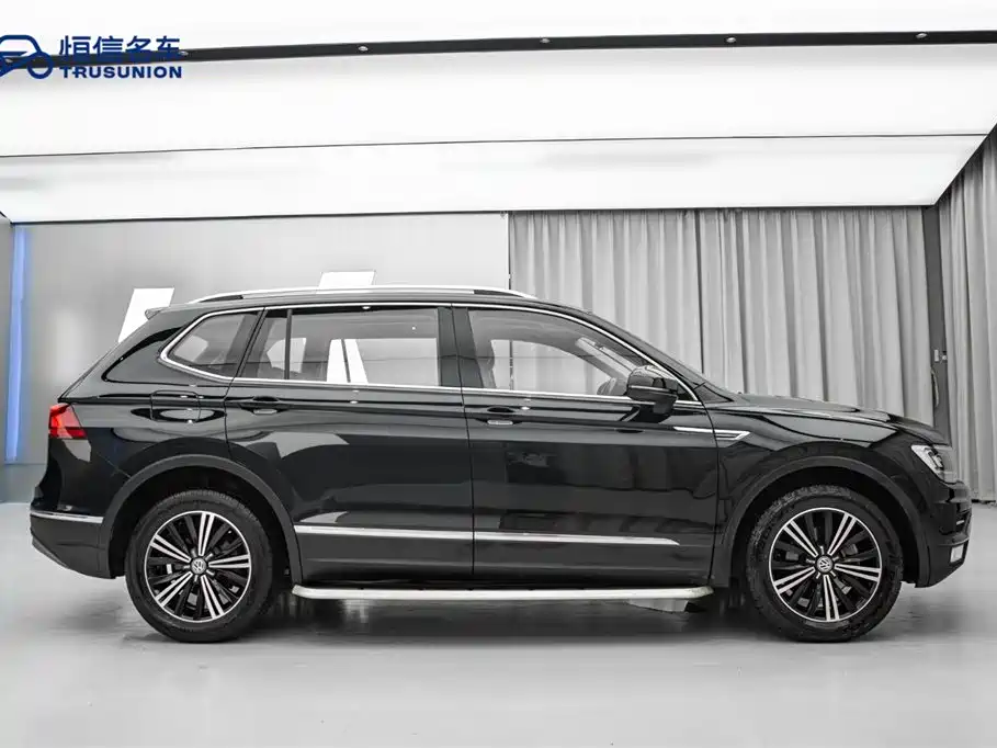 Tiguan L 2019 330TSI automatic two-wheel drive panoramic comfort version National VI купить на сайте DeffCars