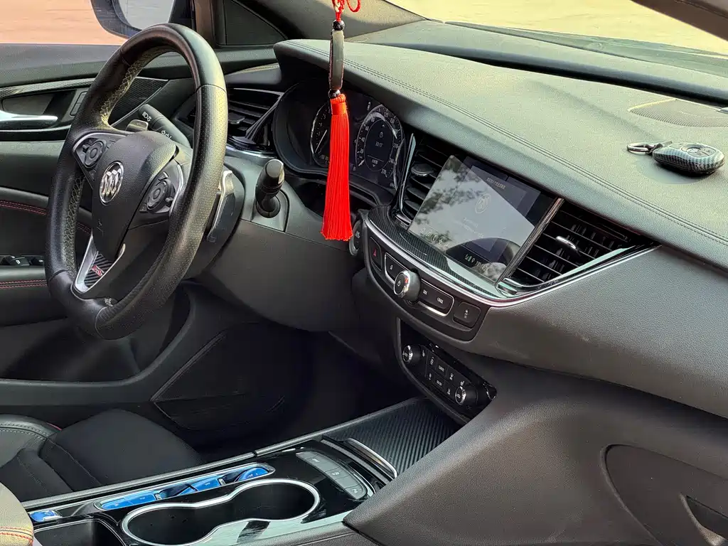 Regal 2020 GS 28T Elite купить на сайте DeffCars