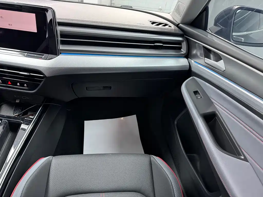 LAMANDO 2023 LAMANDOL 280TSI DSG Hot Edition купить на сайте DeffCars