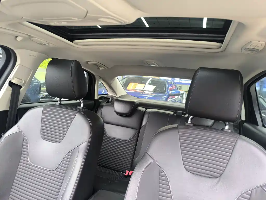 Focus 2018 sedan classic 1.6L automatic stylish smart mobility version купить на сайте DeffCars