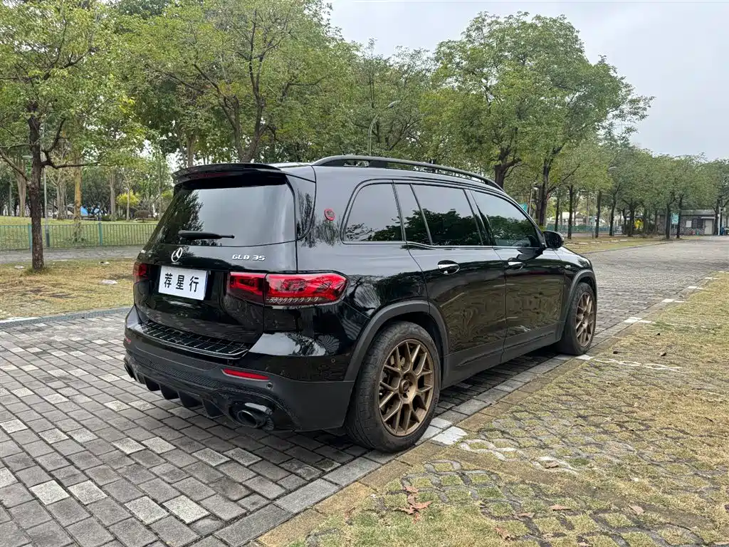 Mercedes-Benz GLB AMG 2022 AMG GLB 35 4MATIC купить на сайте DeffCars