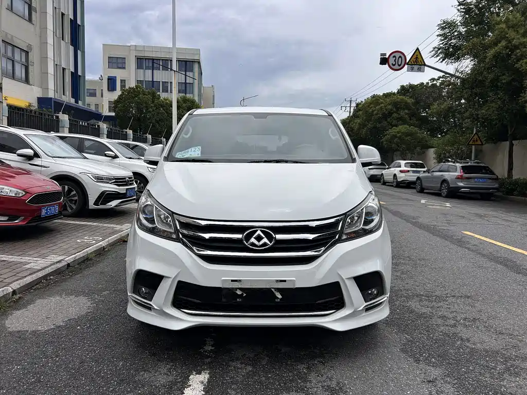 Maxus G10 2018 PLUS 2.0T Automatic Executive Edition купить на сайте DeffCars
