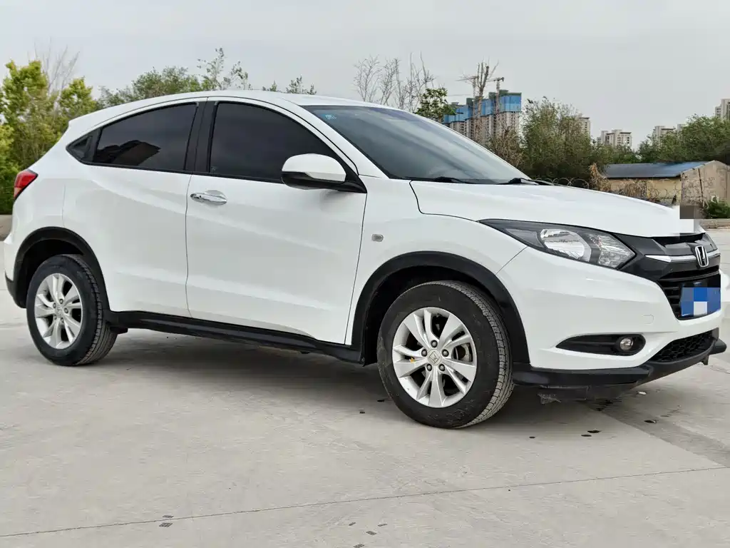 Binzhi 2017 1.8L CVT two-wheel drive elite model купить на сайте DeffCars
