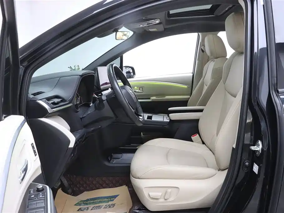 Grevia 2022 2.5L Hybrid Honor Edition купить на сайте DeffCars