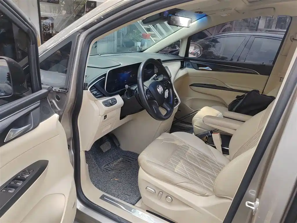 Buick GL8 2023 ES Lu Zun flagship model купить на сайте DeffCars