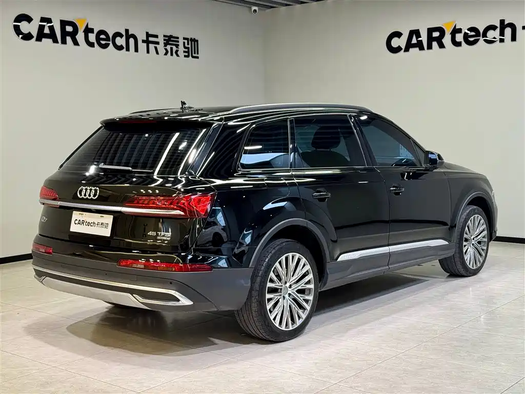 Audi Q7 2021 45 TFSI quattro S line sports купить на сайте DeffCars