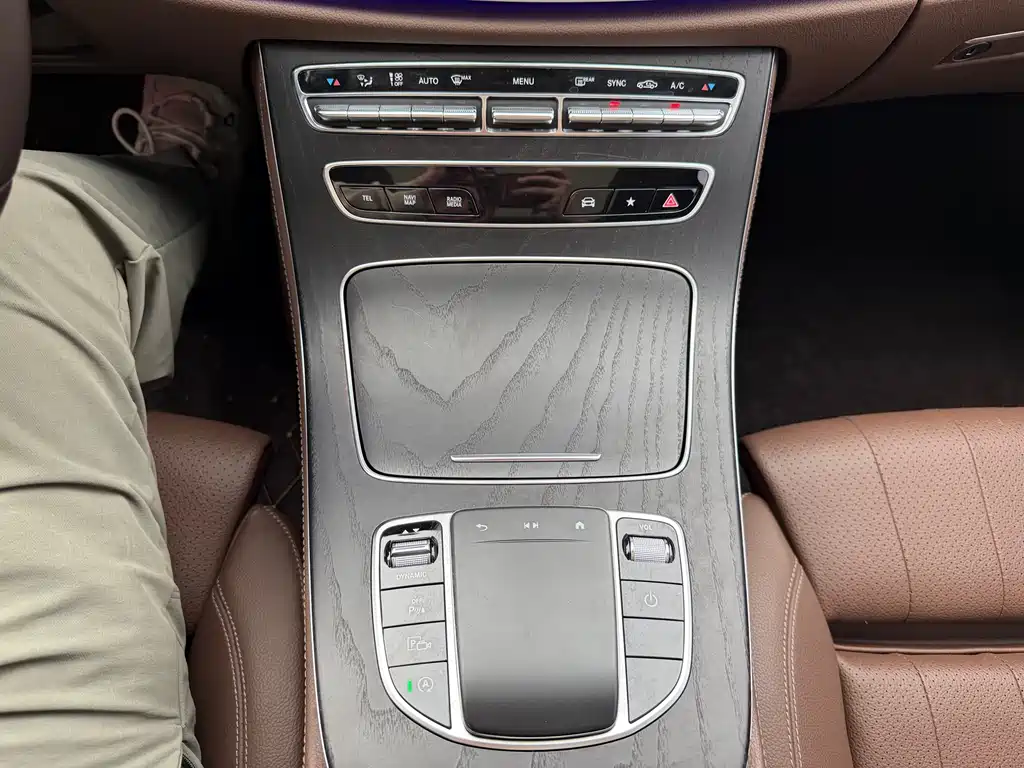 Mercedes-Benz E-Class 2022 facelift E 300 L fashionable model купить на сайте DeffCars