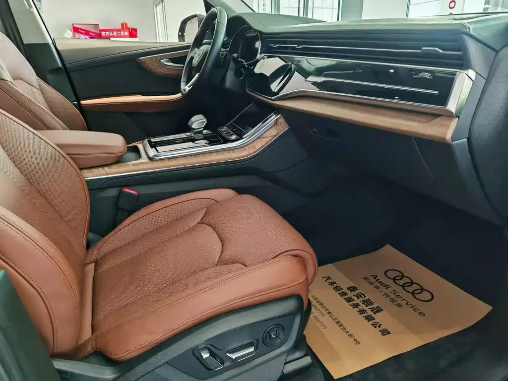 Audi Q7 2023 55 TFSI quattro S premium model купить на сайте DeffCars