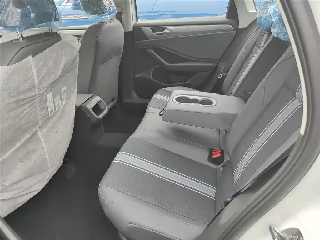 Sagitar 2025 facelift 200TSI DSG flyover version купить на сайте DeffCars