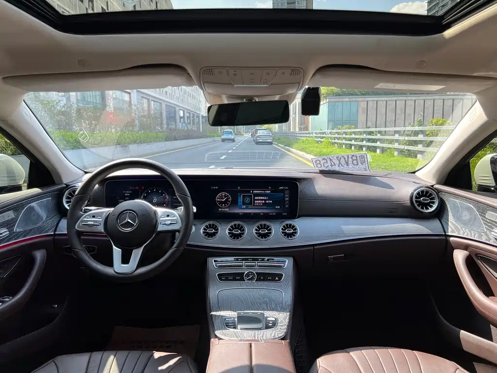 Mercedes-Benz CLS 2018 CLS 300 luxury model купить на сайте DeffCars