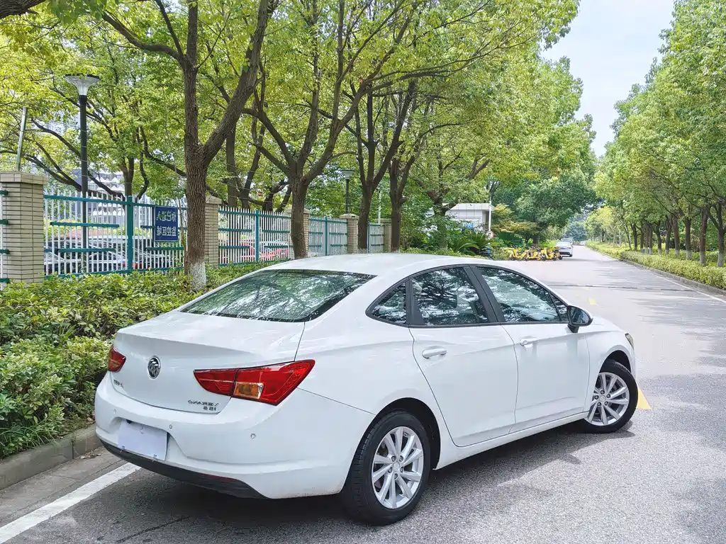 Weilang 2017款 三厢 15S 自动领先型 купить на сайте DeffCars