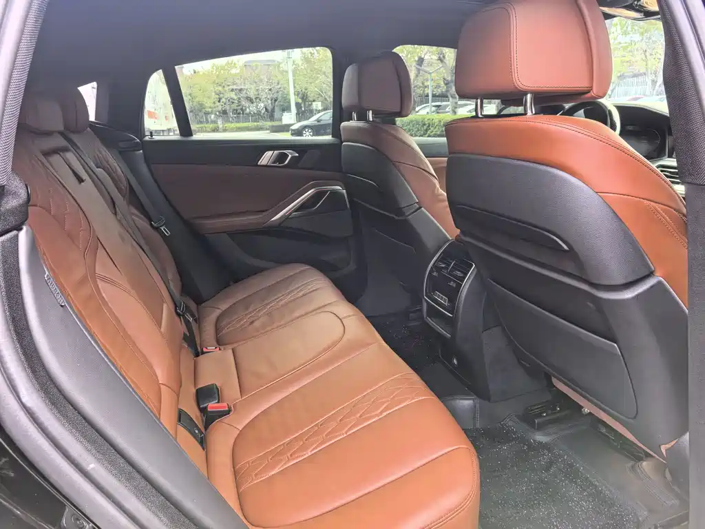 BMW X6 2022 facelift second xDrive40i exclusive M sports package купить на сайте DeffCars