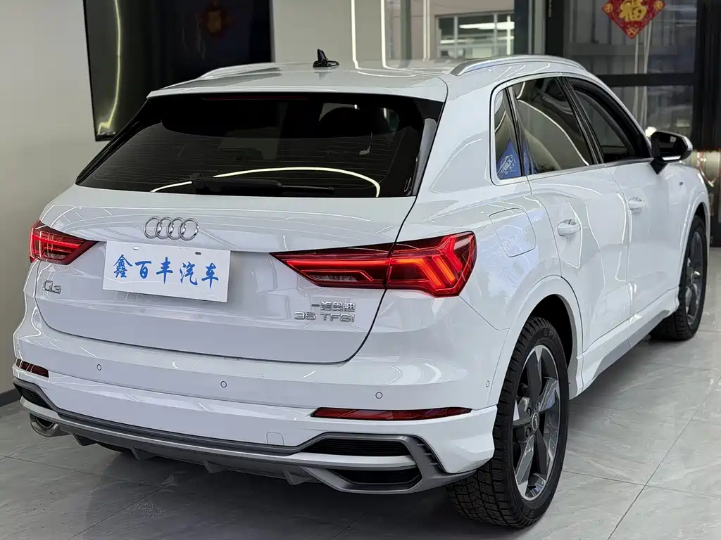 Audi Q3 2022 35 TFSI Fashionable and Dynamic купить на сайте DeffCars