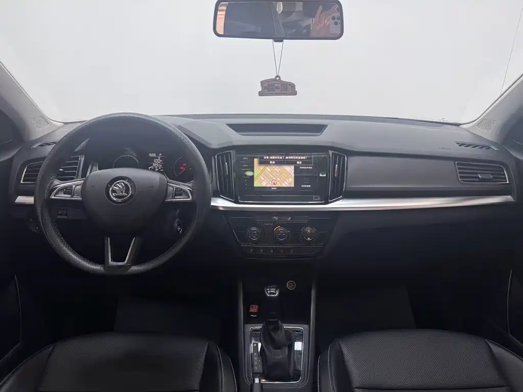 Komic 2022 1.5L automatic comfort version купить на сайте DeffCars