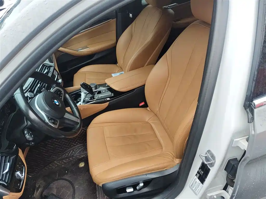 BMW 5 Series 2020 530Li Exclusive M Sports Package купить на сайте DeffCars