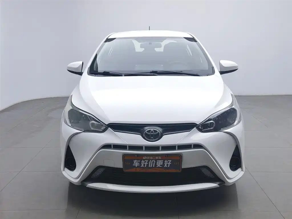 YARiS L 2017 1.5E CVT Charming Edition купить на сайте DeffCars