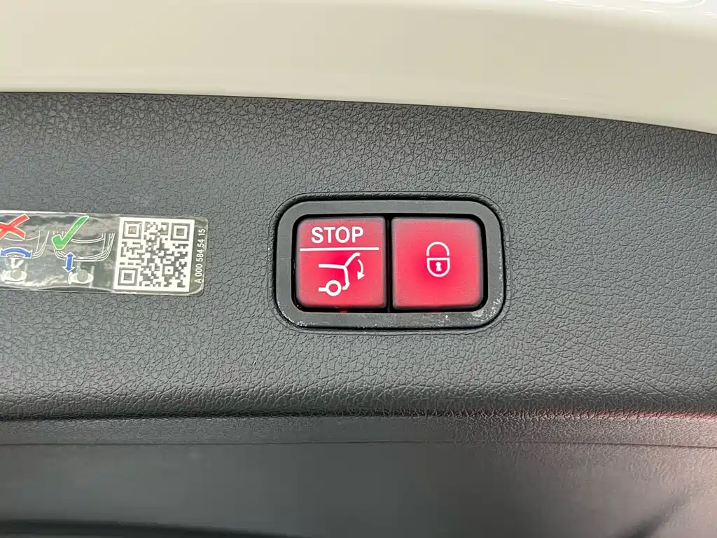 Mercedes-Benz GLC 2023 GLC 300 L 4MATIC Dynamic 5-seater купить на сайте DeffCars