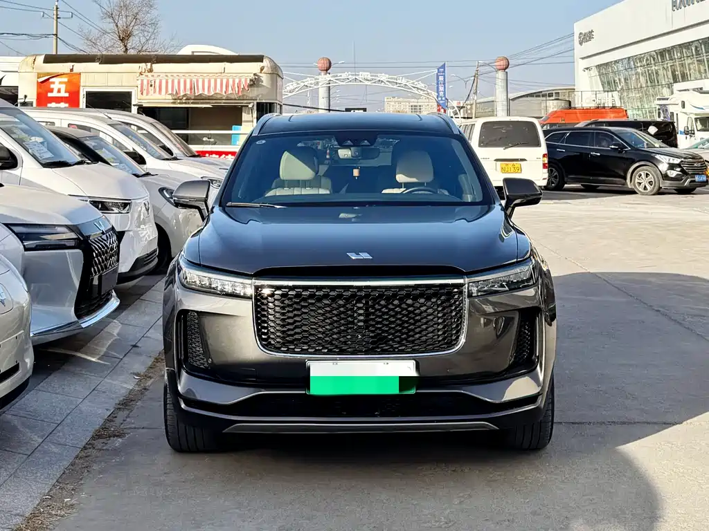 Ideal ONE 2020 extended range 6-seater version купить на сайте DeffCars
