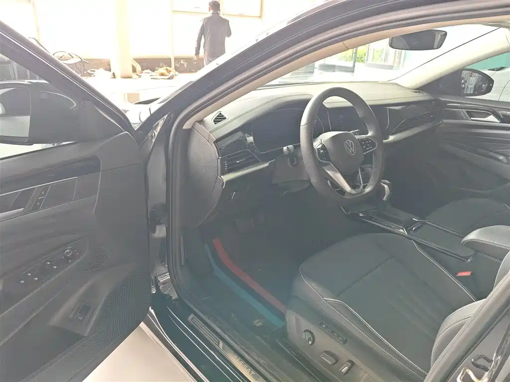 Passat 2024 330TSI Elite Edition купить на сайте DeffCars