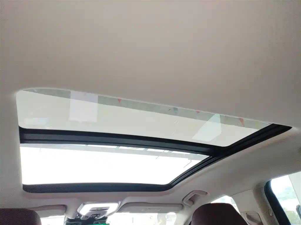 Hongqi H5 2024 2.0T Automatic Intelligent Connected Flag Edition купить на сайте DeffCars