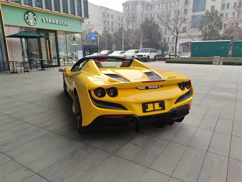 Ferrari F8 2020 Spider 3.9T V8 купить на сайте DeffCars