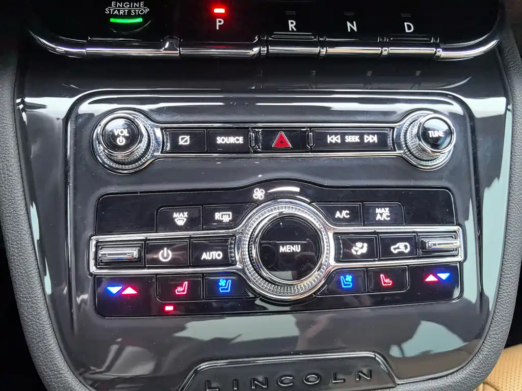 Adventurer 2022 2.0T Two-wheel drive Premium Edition купить на сайте DeffCars