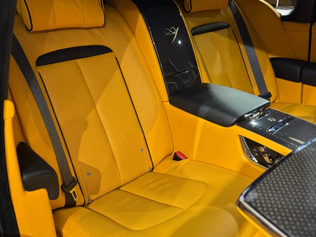 Cullinan 2020 Black Badge купить на сайте DeffCars