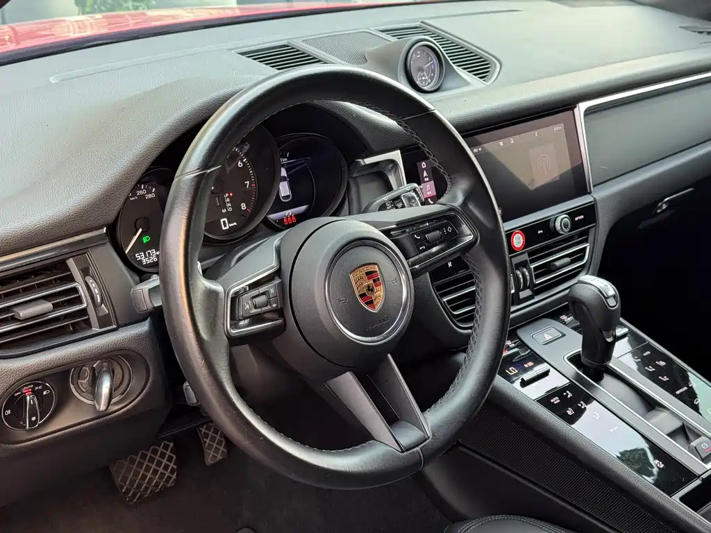 Macan 2022 Macan 2.0T купить на сайте DeffCars