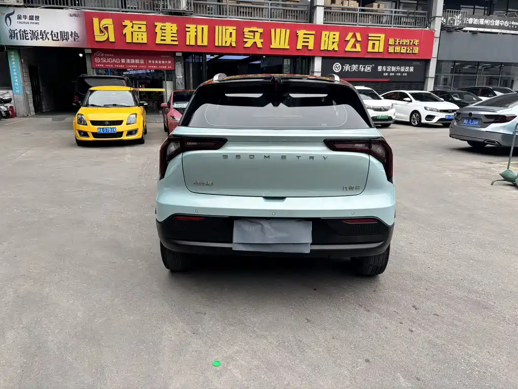 Geely Geometry E Firefly 2022 model 401KM Linglong Tiger 4 seats купить на сайте DeffCars