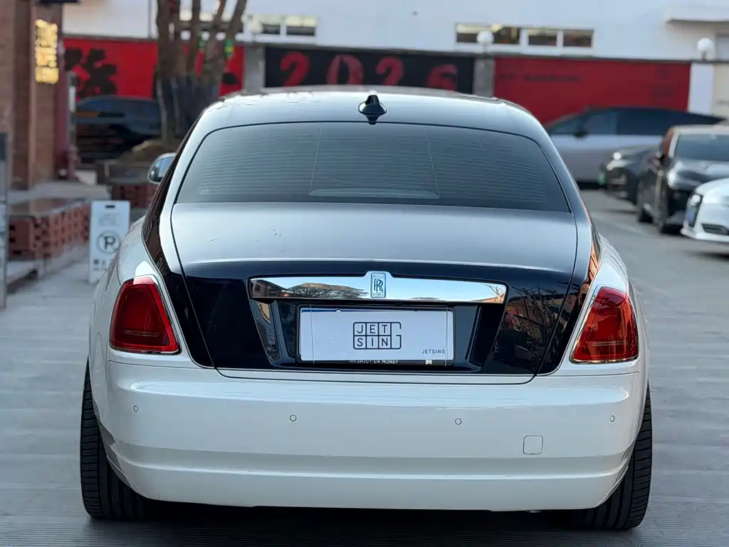 Ghost 2018 6.6T long wheelbase version купить на сайте DeffCars