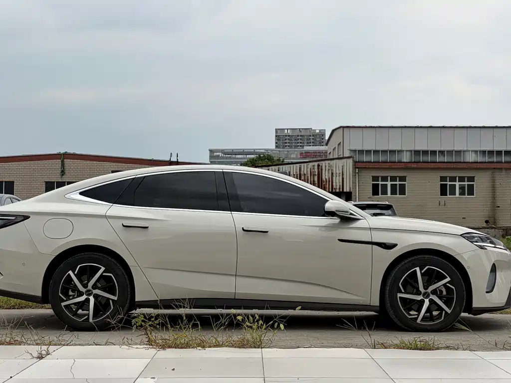 Seal 07 DM-i 2026 DM-i 1.5T 230km flagship model купить на сайте DeffCars