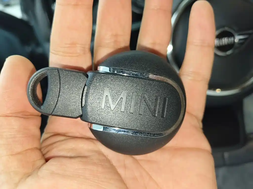 MINI COUNTRYMAN 2023 facelift 2.0T COOPER S ALL4 connoisseur купить на сайте DeffCars