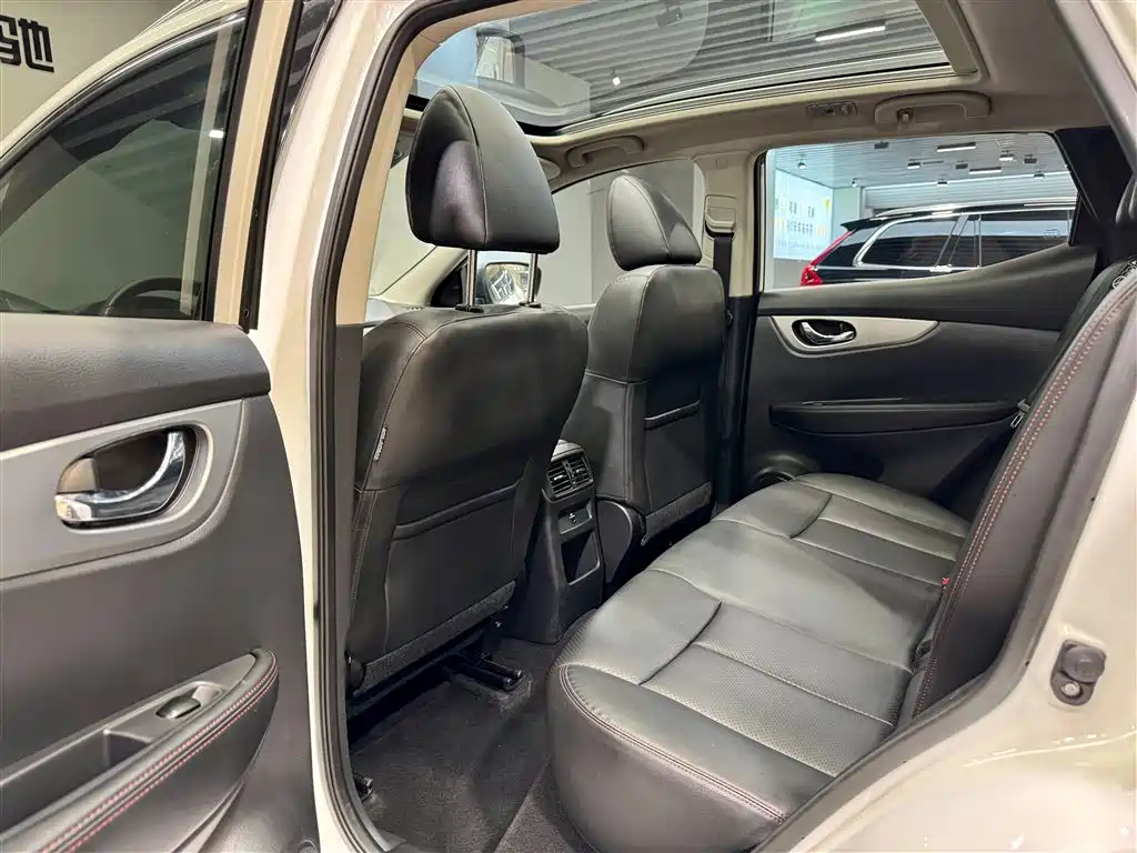 Qashqai 2022 2.0L CVT XV Prem Deluxe Edition купить на сайте DeffCars