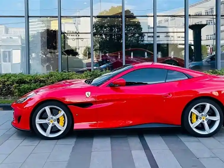 Portofino 2018 3.9T купить на сайте DeffCars