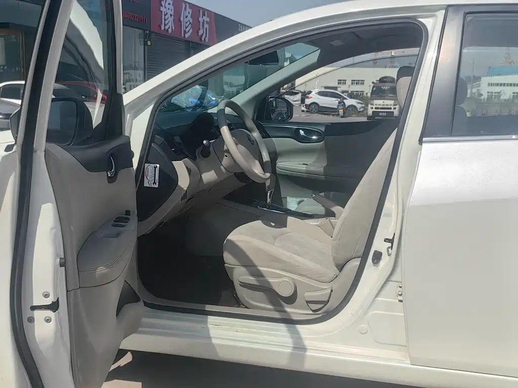 Tiida 2014 1.6L CVT comfort model купить на сайте DeffCars