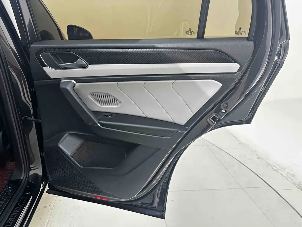 Tyron 2023 280TSI Deluxe Plus Advanced Edition купить на сайте DeffCars