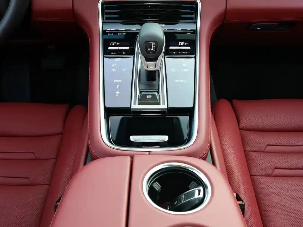 Panamera 2017 Panamera 3.0T купить на сайте DeffCars