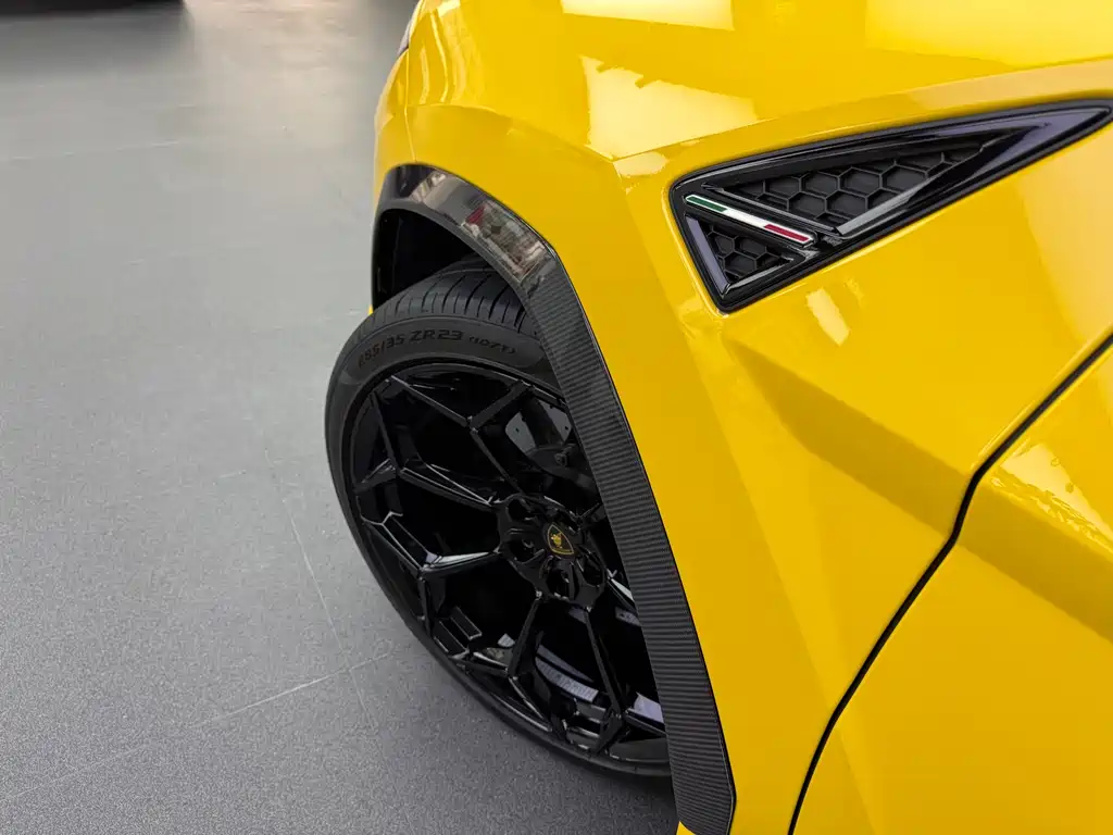 Urus 2022 4.0T V8 Performante купить на сайте DeffCars