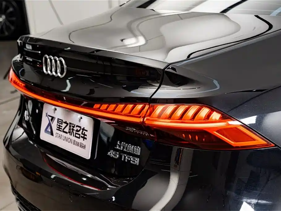 Audi A7L 2024 45 TFSI luxury model купить на сайте DeffCars