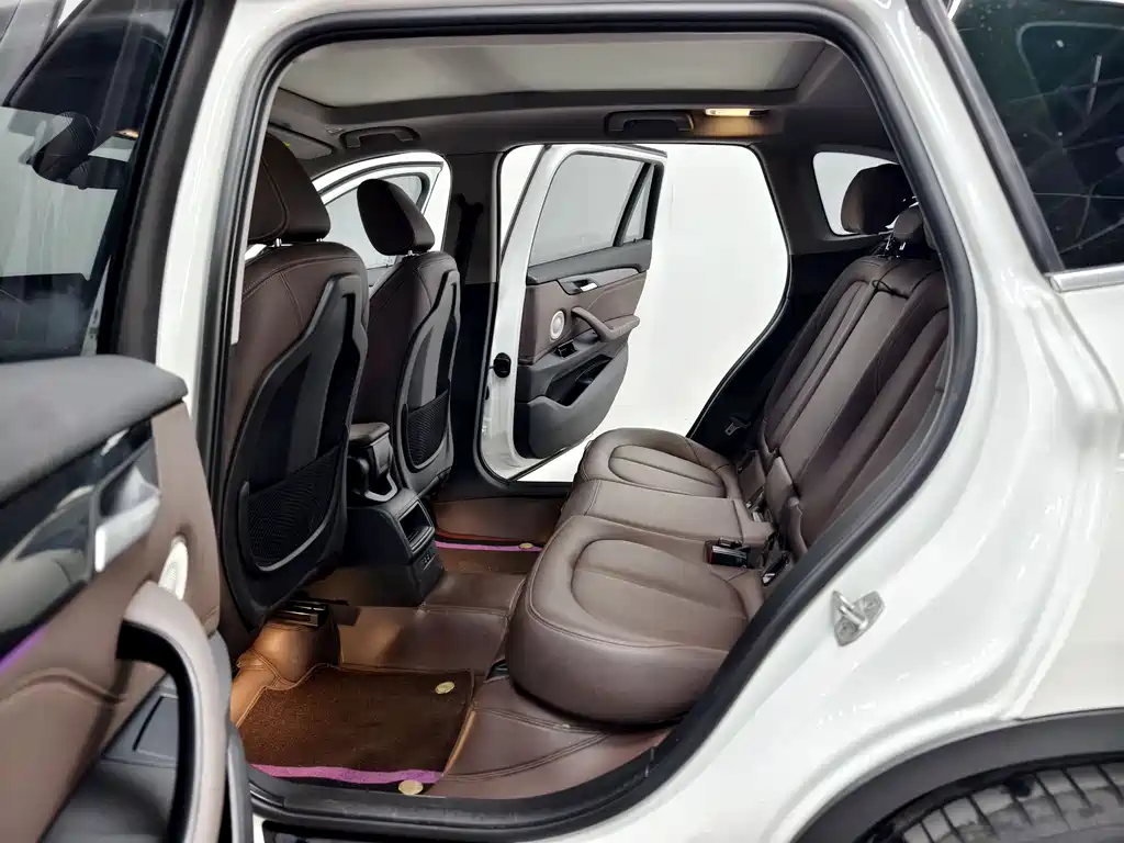 BMW X1 2022 sDrive20Li Fashion Model купить на сайте DeffCars