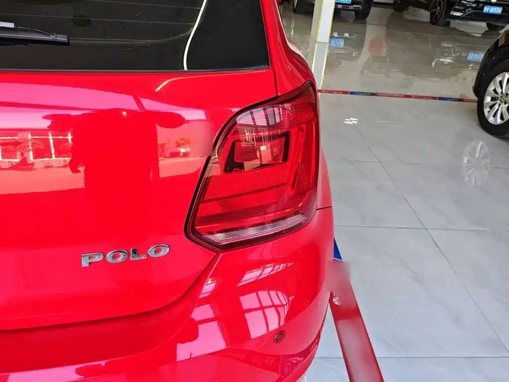 Polo 2016 1.4L automatic fashion model купить на сайте DeffCars