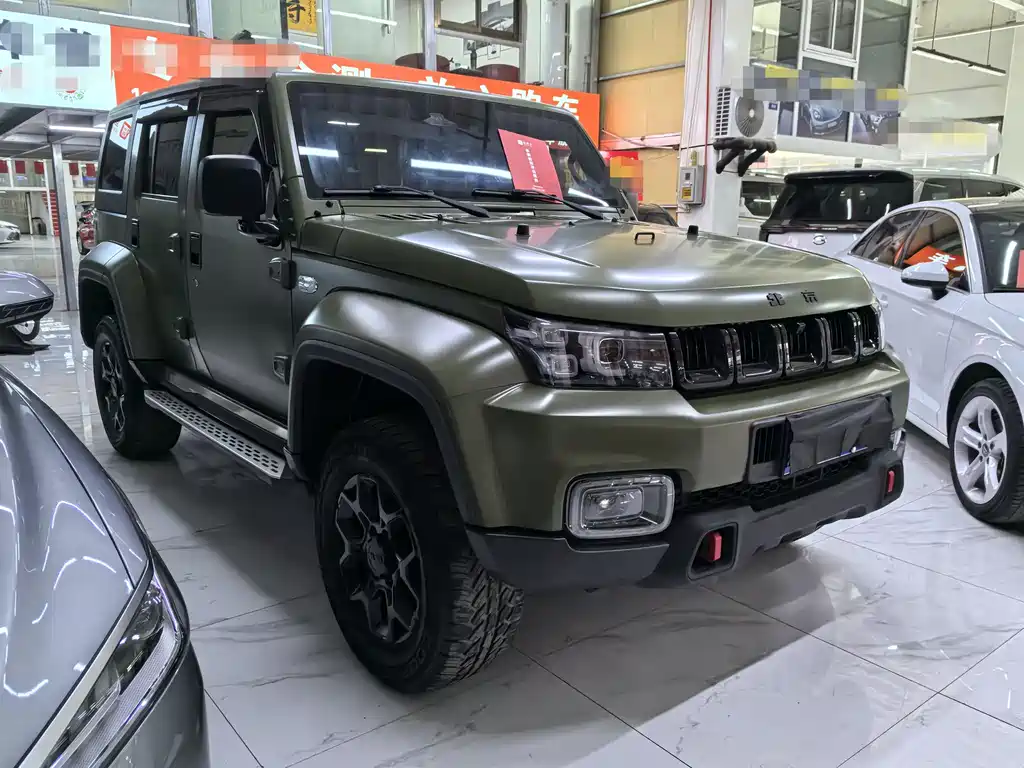 Beijing Off-Road BJ40 2023 2.0D Automatic Four-wheel Drive Blade Hero Edition Knight Type купить на сайте DeffCars