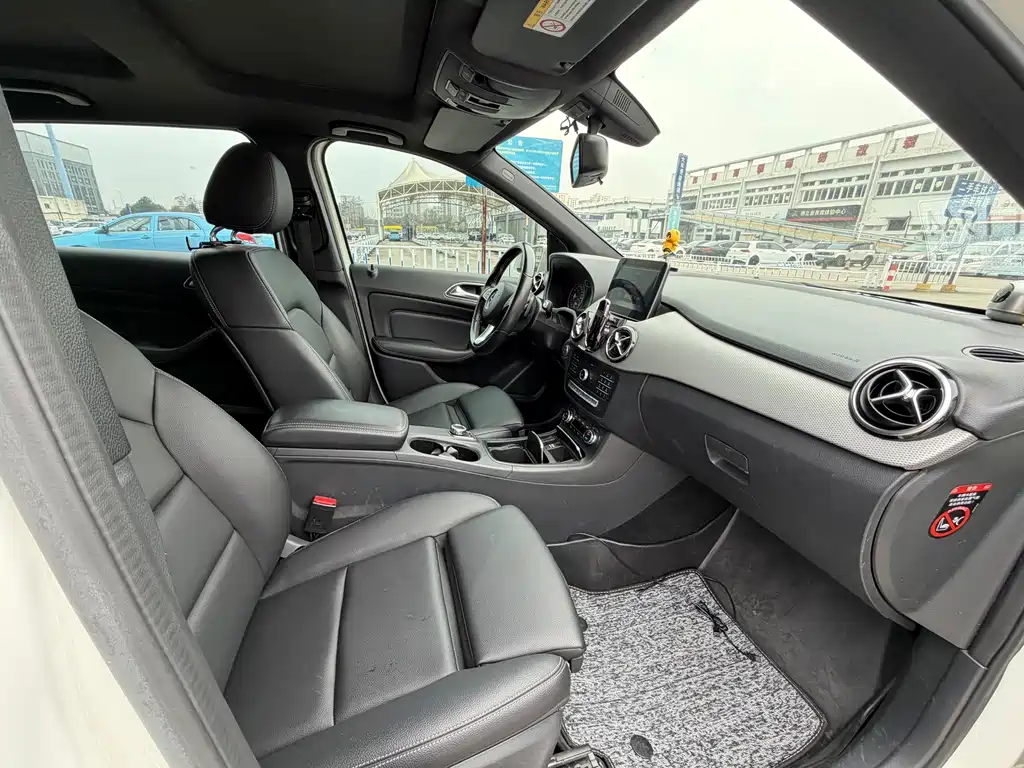 Mercedes-Benz B-Class 2018 B 200 Fashion Model купить на сайте DeffCars