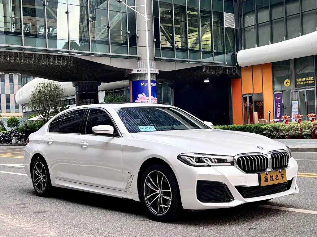 BMW 5 Series 2021 525Li M Sports Package купить на сайте DeffCars