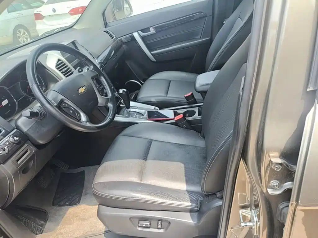 Captiva 2015 2.4L 4WD Ultimate Edition 7-seater купить на сайте DeffCars