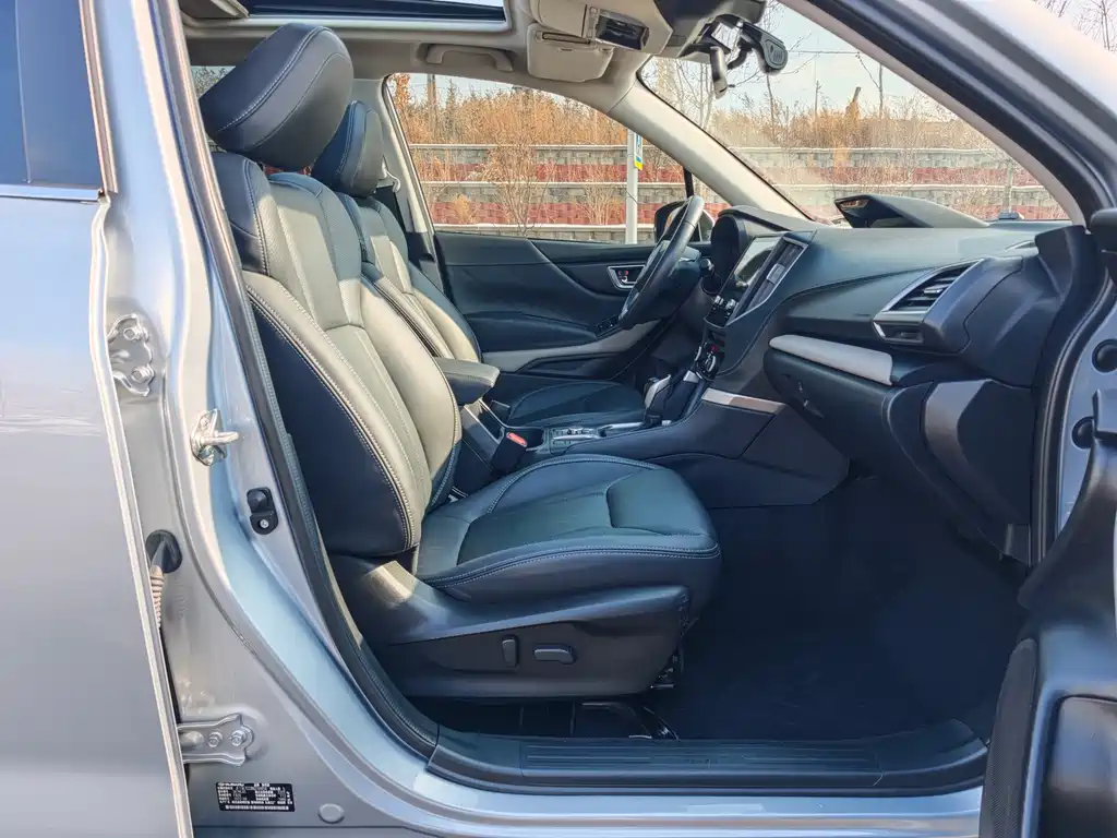Forester 2022 2.0i AWD Ultimate EyeSight купить на сайте DeffCars
