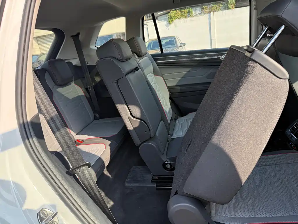 Tiguan L 2022 380TSI automatic four-wheel drive R-Line flagship version 7 seats купить на сайте DeffCars