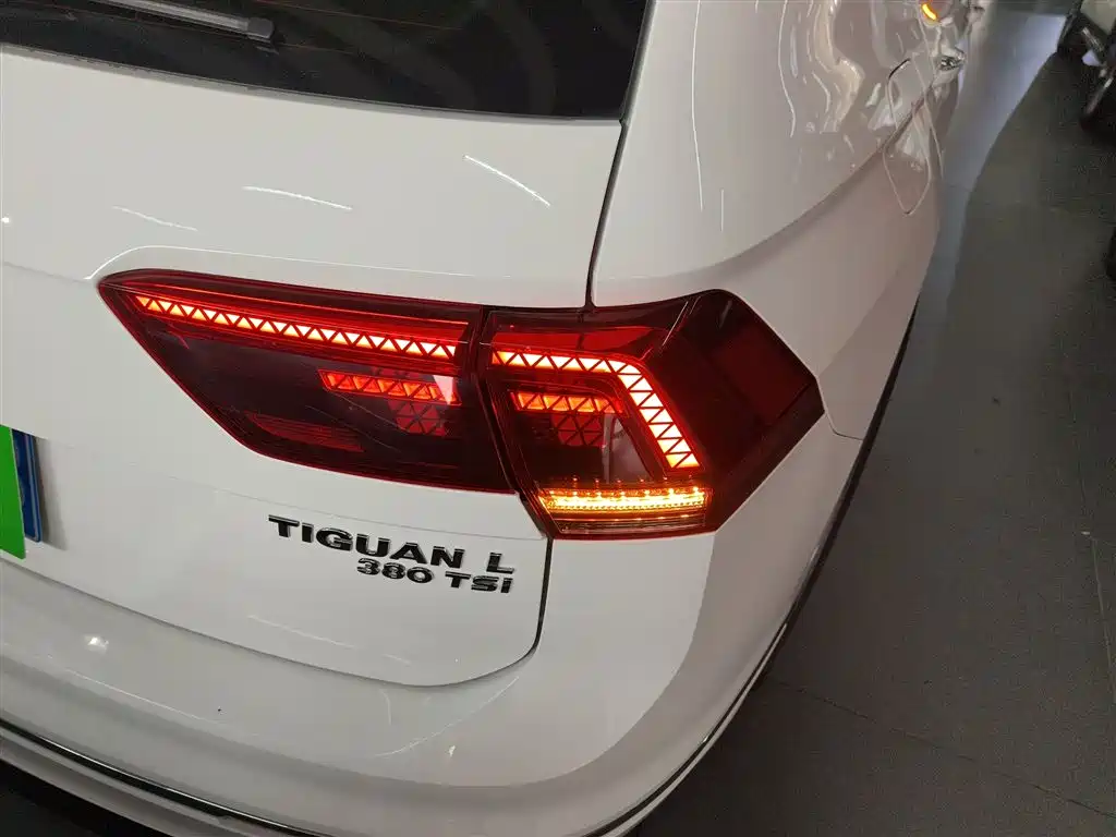 Tiguan L 2019 380TSI automatic four-wheel drive R-Line flagship version 7 seats National VI купить на сайте DeffCars